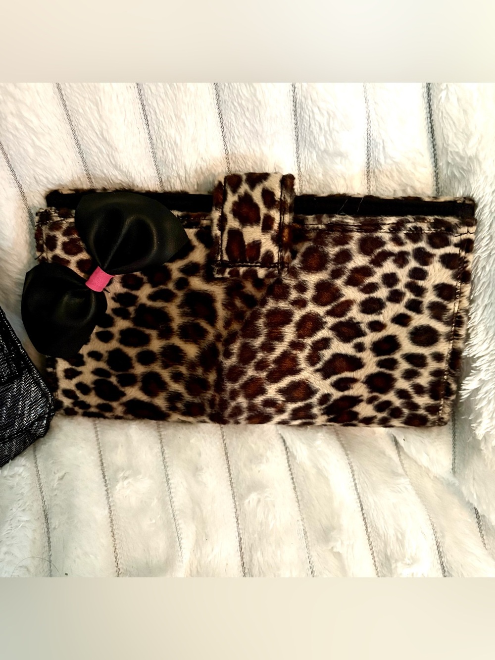 Cosmetic and/or wallet bags (2)